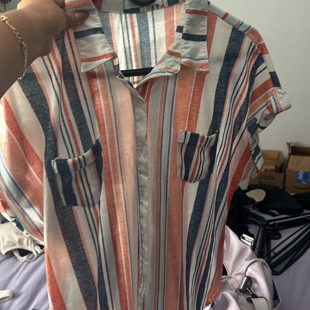 Used blouse - Picture 3 of 3